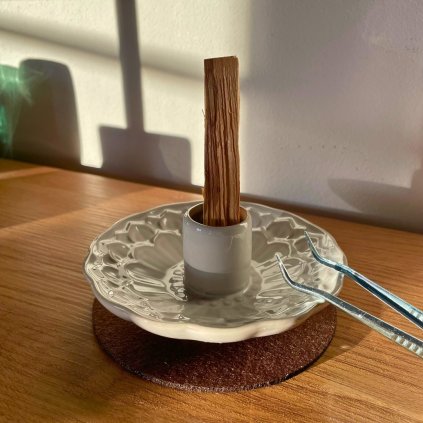symbiotickycz kadidelnice aromalampa difuzer spiritualita meditace relaxace relax vykurovadlo vykurovani vykurovadla ezoterika homedesign homedecor vonnetycinky (17)