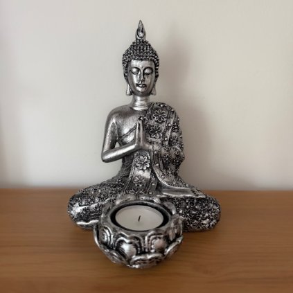 Soška Buddha - Vnitřní harmonie  výška 20,5 cm, lotosová mistička na svíčku