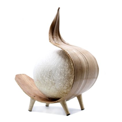 Stolní lampa v palmovém listu  přírodní palmový list, žárovka a kabel součástí balení