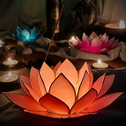 symbiotickycz mindfulness meditace slowliving relax relaxace pohoda odpocinek svicen teplo svetlo prirodni priroda nature (13)