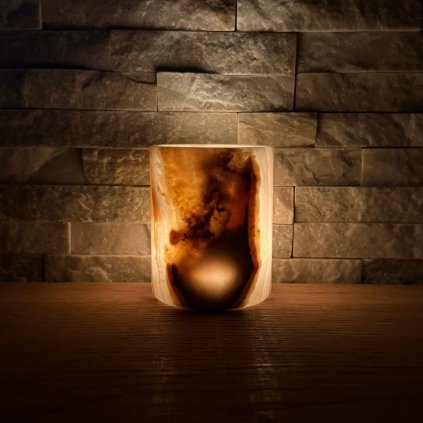 Svícen válec M - Vnitřní světlo  konkrétní kus z fotek, jedinečný originál, výška cca 9,5 cm