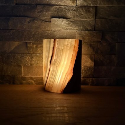 Svícen válec M  - Ve stínu lesa  lehká vada na kráse, konkrétní kus z fotek, jedinečný originál