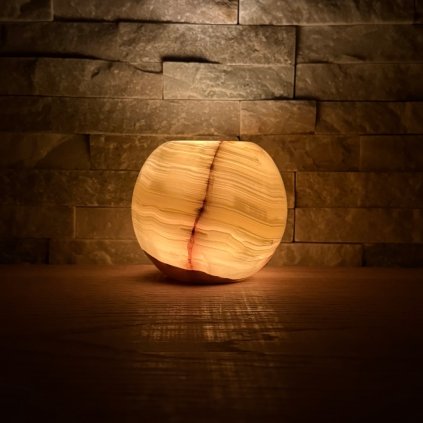 Svícen kulatý - V mechu a kapradí  konkrétní kus z fotek, jedinečný originál, průměr cca 9,5 cm