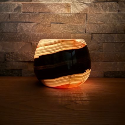 Svícen kónický L - Temná stránka  konkrétní kus z fotek, jedinečný originál, průměr 12,5 cm