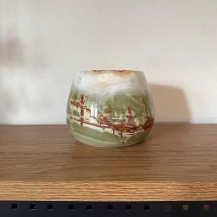 Svícen kónický L - Strážce lesa  konkrétní kus z fotek, jedinečný originál, průměr 12,5 cm