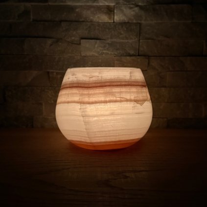 Svícen kónický L - První láska  konkrétní kus z fotek, jedinečný originál, průměr 12,5 cm