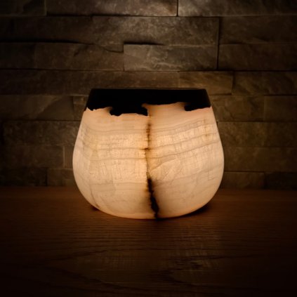 Svícen kónický L - Pod povrchem  konkrétní kus z fotek, jedinečný originál, průměr 12,5 cm