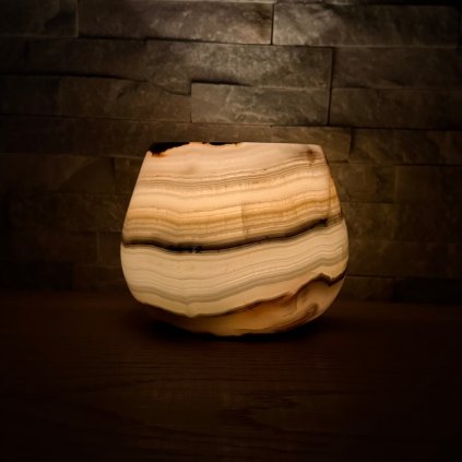 Svícen kónický L - Vnitřní harmonie  konkrétní kus z fotek, jedinečný originál, průměr 12,5 cm