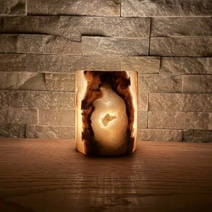 Svícen válec M - Lapač snů  konkrétní kus z fotek, jedinečný originál, výška cca 9,5 cm