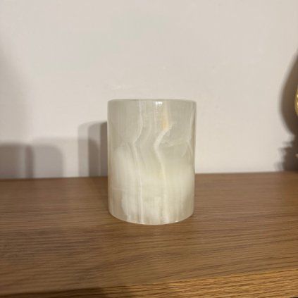 Svícen válec M - Dotek duše  konkrétní kus z fotek, jedinečný originál, výška cca 9,5 cm