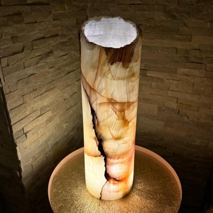 Aragonitový válec  - Bezpodmínečná láska  konkrétní kus z fotek, jedinečný originál, výška cca 50 cm