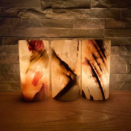 symbiotickycz onyx kamen prirodnikamen onyxovy svicen svicka lampicka svetlo energie meditace relax odpocinek teplesvetlo teplo slowliving pohoda (13)