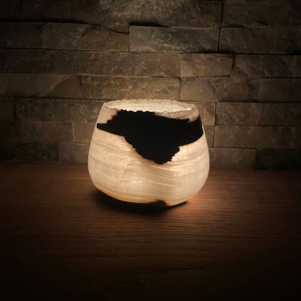 symbiotickycz onyx kamen prirodnikamen onyxovy svicen svicka lampicka svetlo energie meditace relax odpocinek teplesvetlo teplo slowliving pohoda (5)
