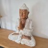 Dřevěná socha Buddhy - Anjali mudra  ze suarového dřeva, výška 30 cm, bílá patina