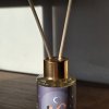 Aroma difuzér - Měsíční svit  objem 30 ml, tyčinkový difuzér, květinová vůně