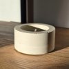 Minimalistický betonový svícen  na čajové svíčky, průměr 4 cm, ruční výroba v ČR