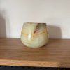 Svícen kónický L - Na vlnách lásky  konkrétní kus z fotek, jedinečný originál, průměr 12,5 cm