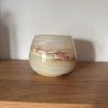 Svícen kónický L - Vlna lásky  konkrétní kus z fotek, jedinečný originál, průměr 12,5 cm