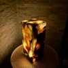 Aragonitová lampa - Vnitřní oheň  konkrétní kus z fotek, jedinečný originál, výška cca 30 cm