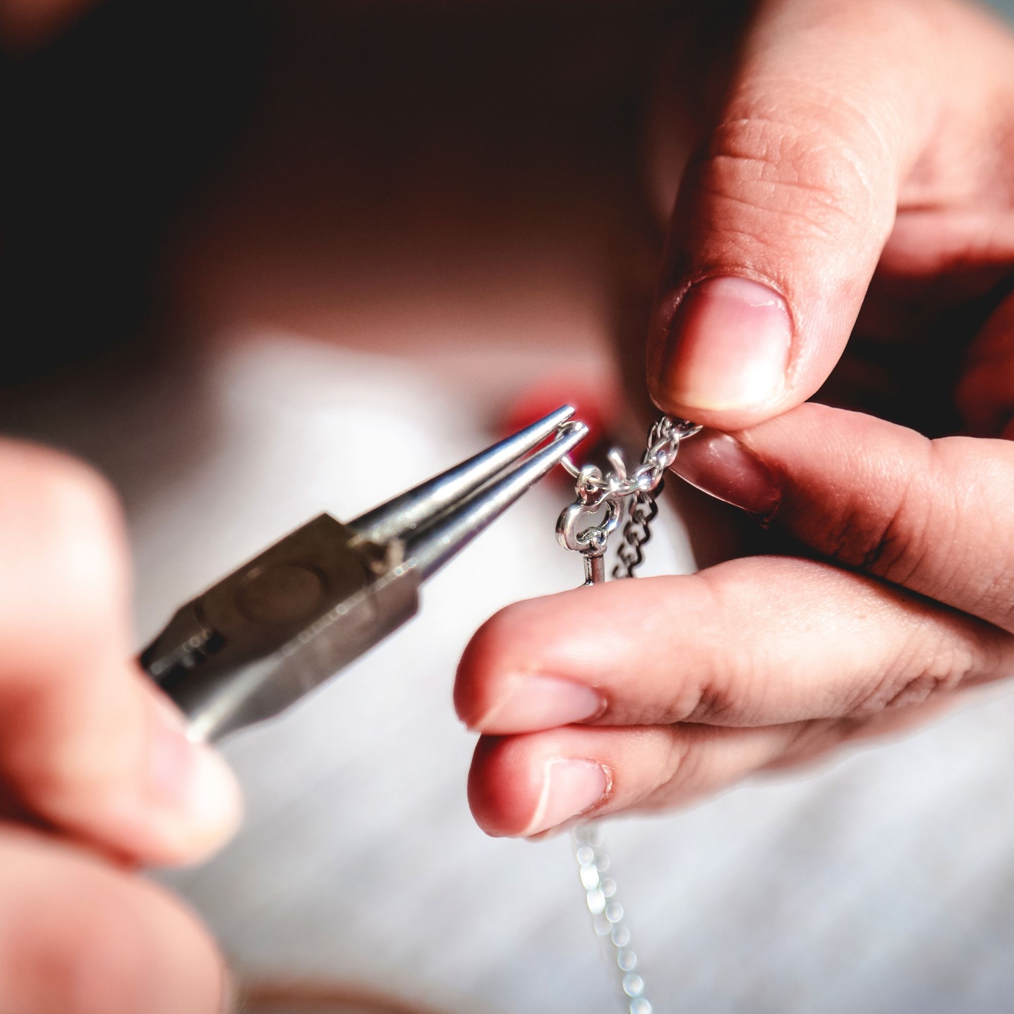 Keď striebro zdražie: pohľad šperkára zo Symboli