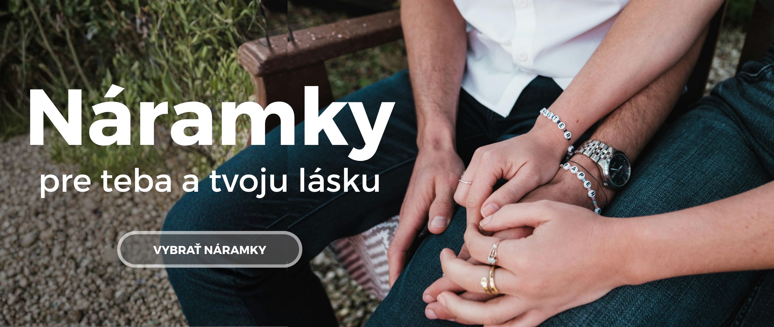 Náramky pre dvojicu s písmenkami