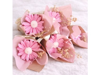 sójová sviečka kvetinka darček pre mamu učiteľku