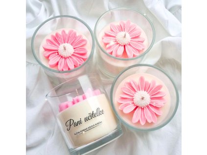 sojova sviečka kvet s napisom pani učiteľke