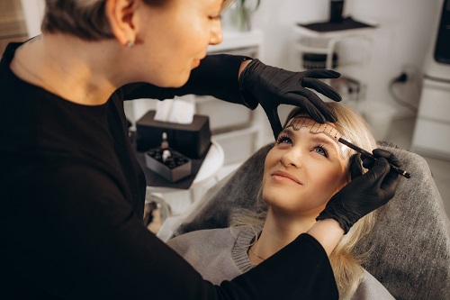 jak-probiha-microblading