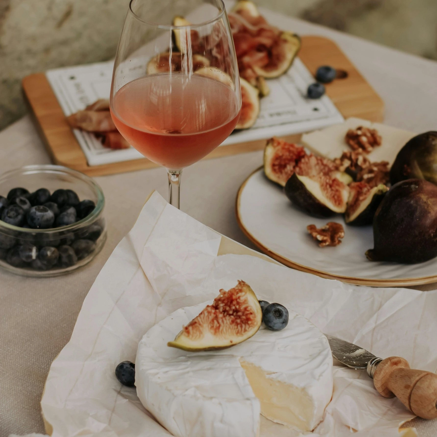 Jak párovat sýry s vínem — jednoduchý návod, který vždy funguje