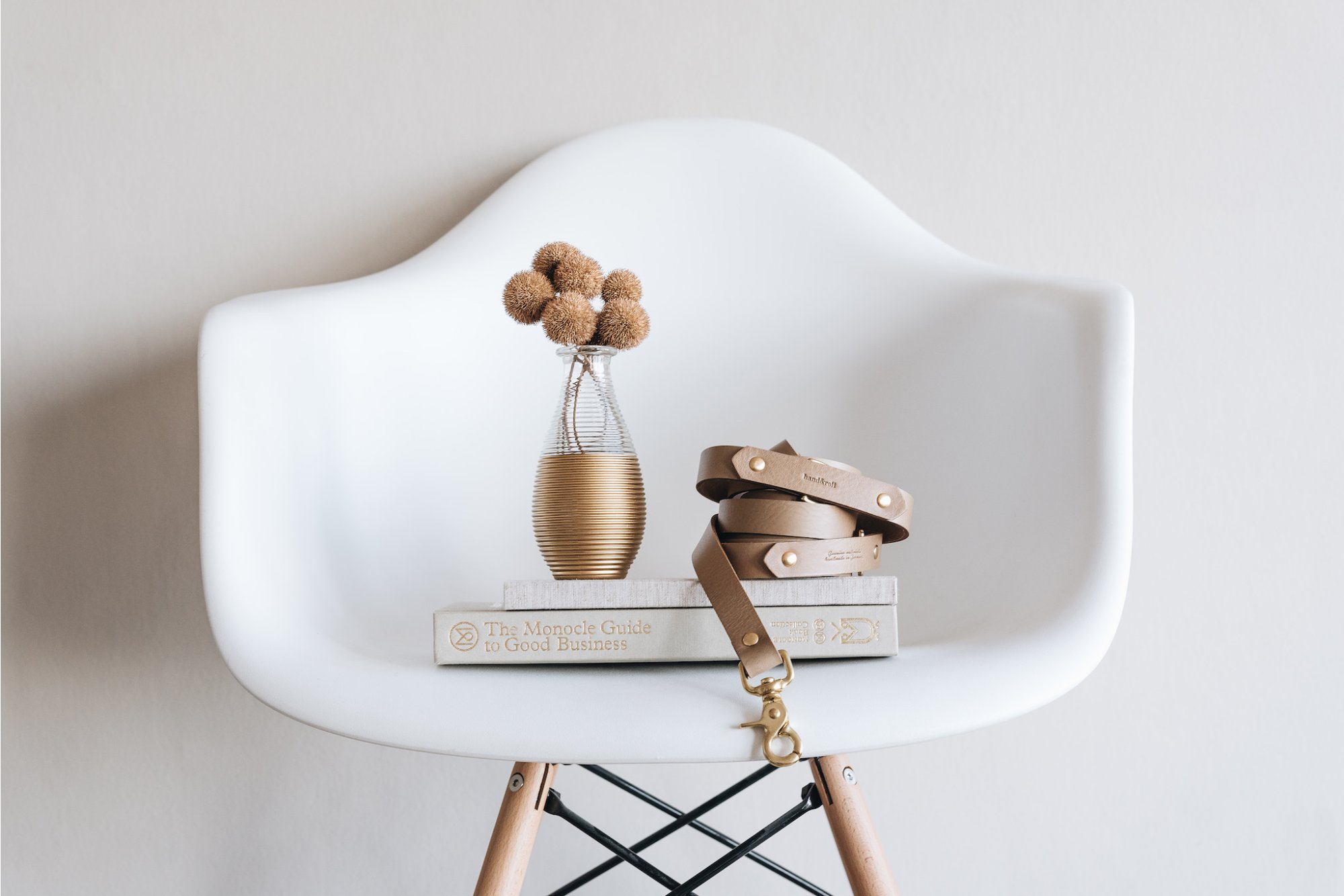 Jak sladit doplňky pro psa, aby ladily doma, venku i s vámi