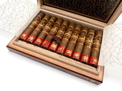 Oliva V Melanio LE 2025 Robusto Extra