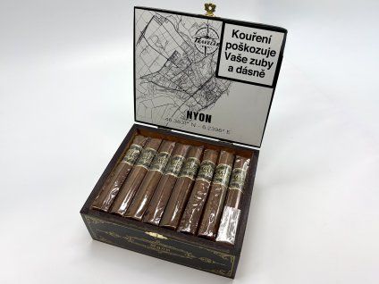 The Traveler Connection Robusto