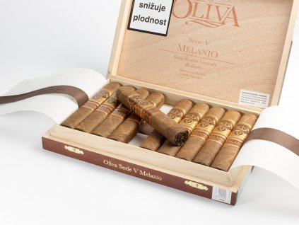 Oliva V Melanio Robusto 3