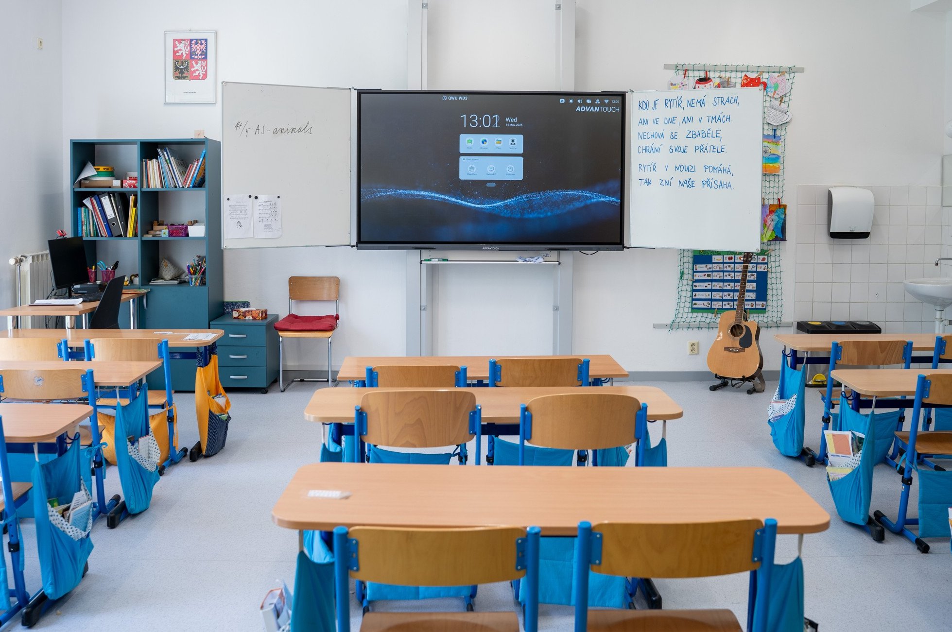 5 důvodů, proč si školy pořizují dotykový interaktivní displej místo klasické tabule