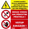 Vysoké napětí životu nebezpečno dotýkat se el. zařízení nebo drátů i na zem spadlých - Nehas vodou ani pěnovými přístroji - Vstup zakázán (plast tl. 1 mm)