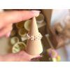 kremovy prsten