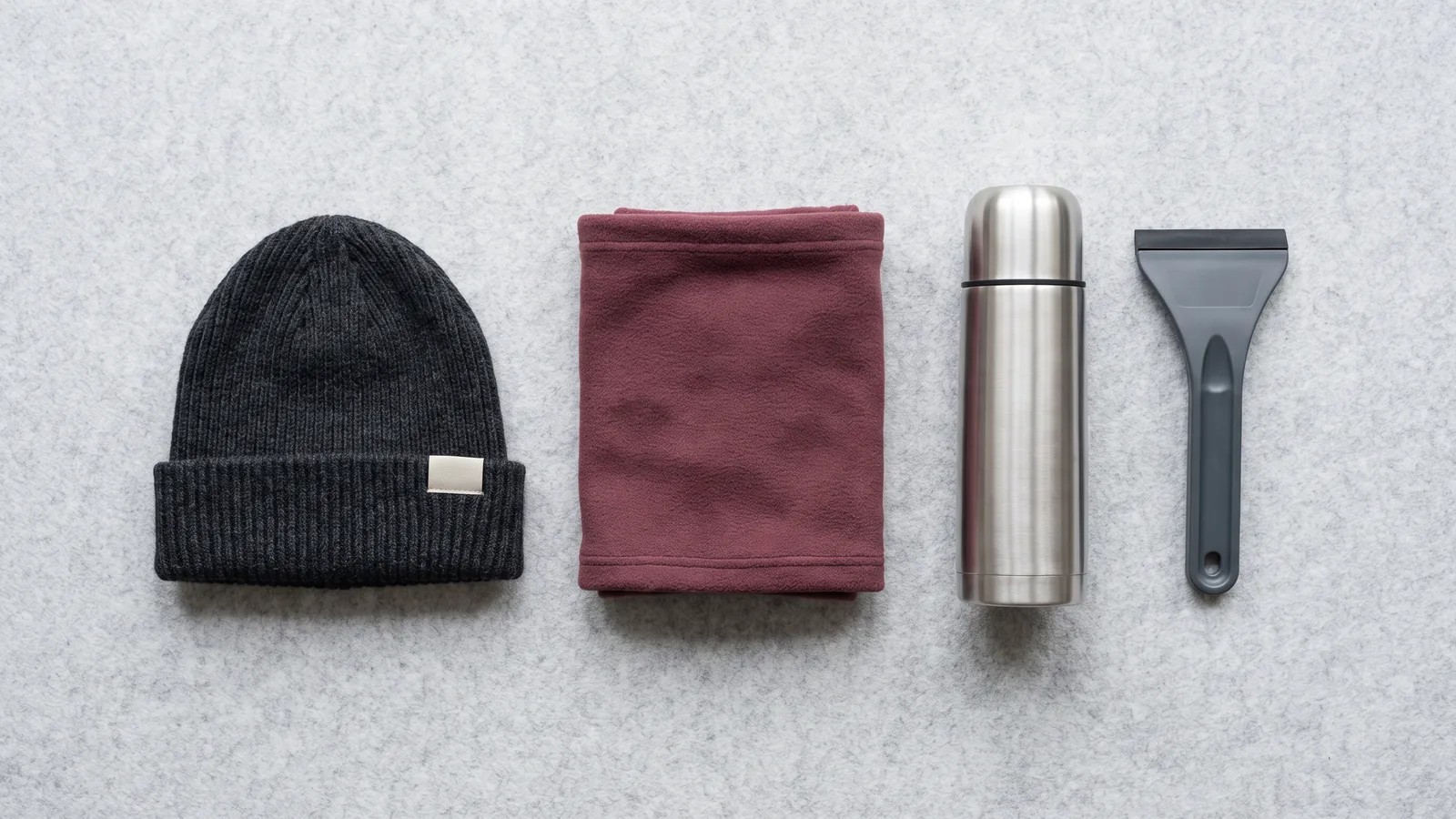 Equipamiento corporativo de invierno para empleados: qué elegir para trabajar al aire libre y viajar