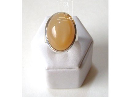 Stříbrný prsten s měsíčním kamenem v krémově-broskvovém odstínu – Lunární harmonie