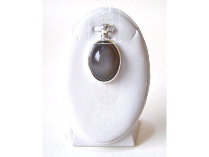 Stříbrný přívěsek s menším šedivým měsíčním kamenem – Stříbrný šepot