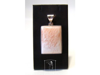 Lososový skolecit – stříbrný přívěsek Laskavý průvodce, obdélníkový kámen se stilbitem, Ag 925