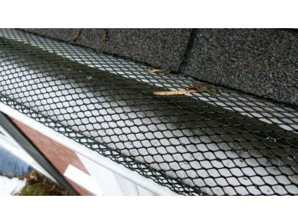 Zachytávač lístia Strend Pro, sieťka na odkvap, 16x600 cm, 16 klipov  + praktický pomocník k objednávke