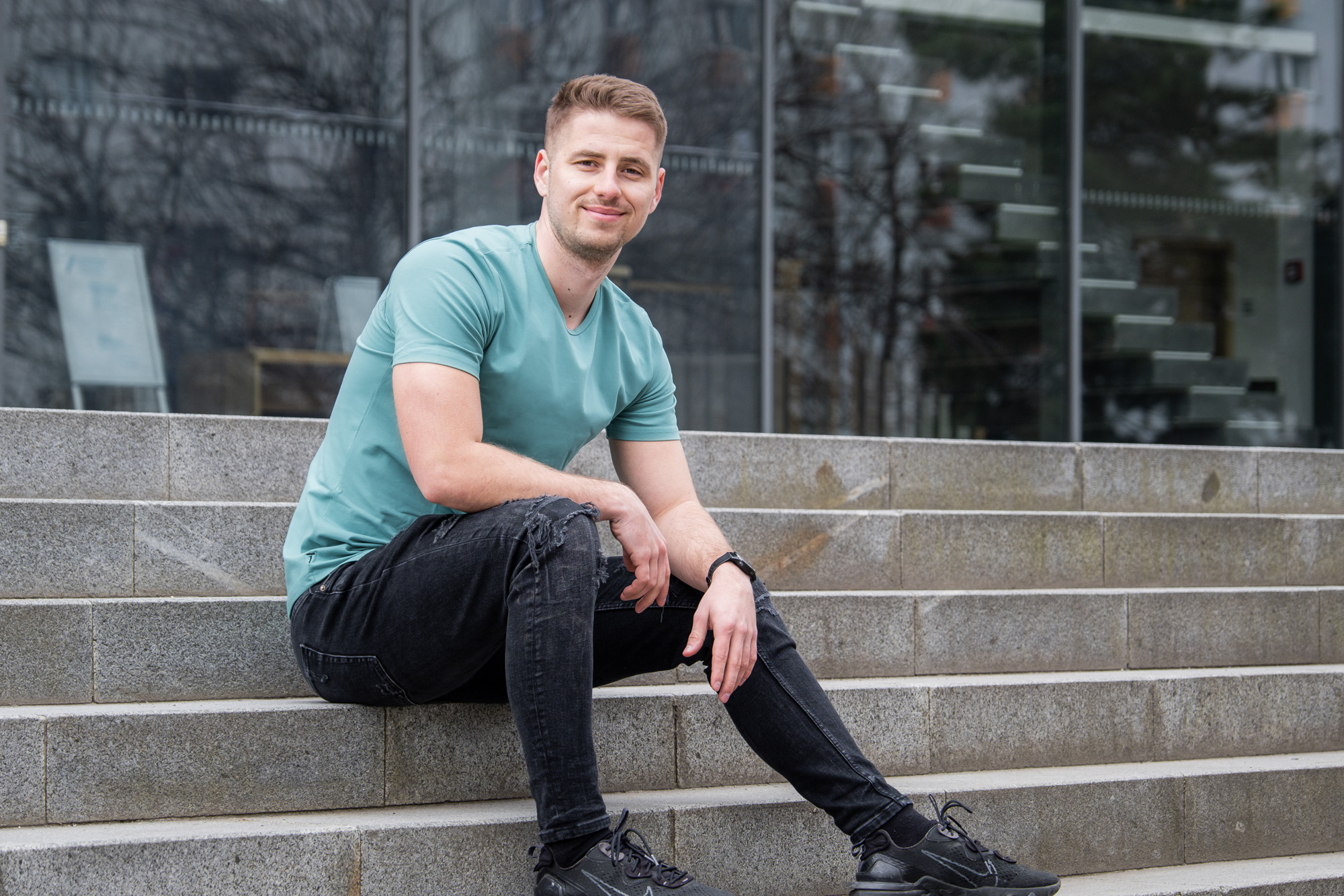 Hľadáte darček pre vysokého muža? Máme pre vás 5 tipov