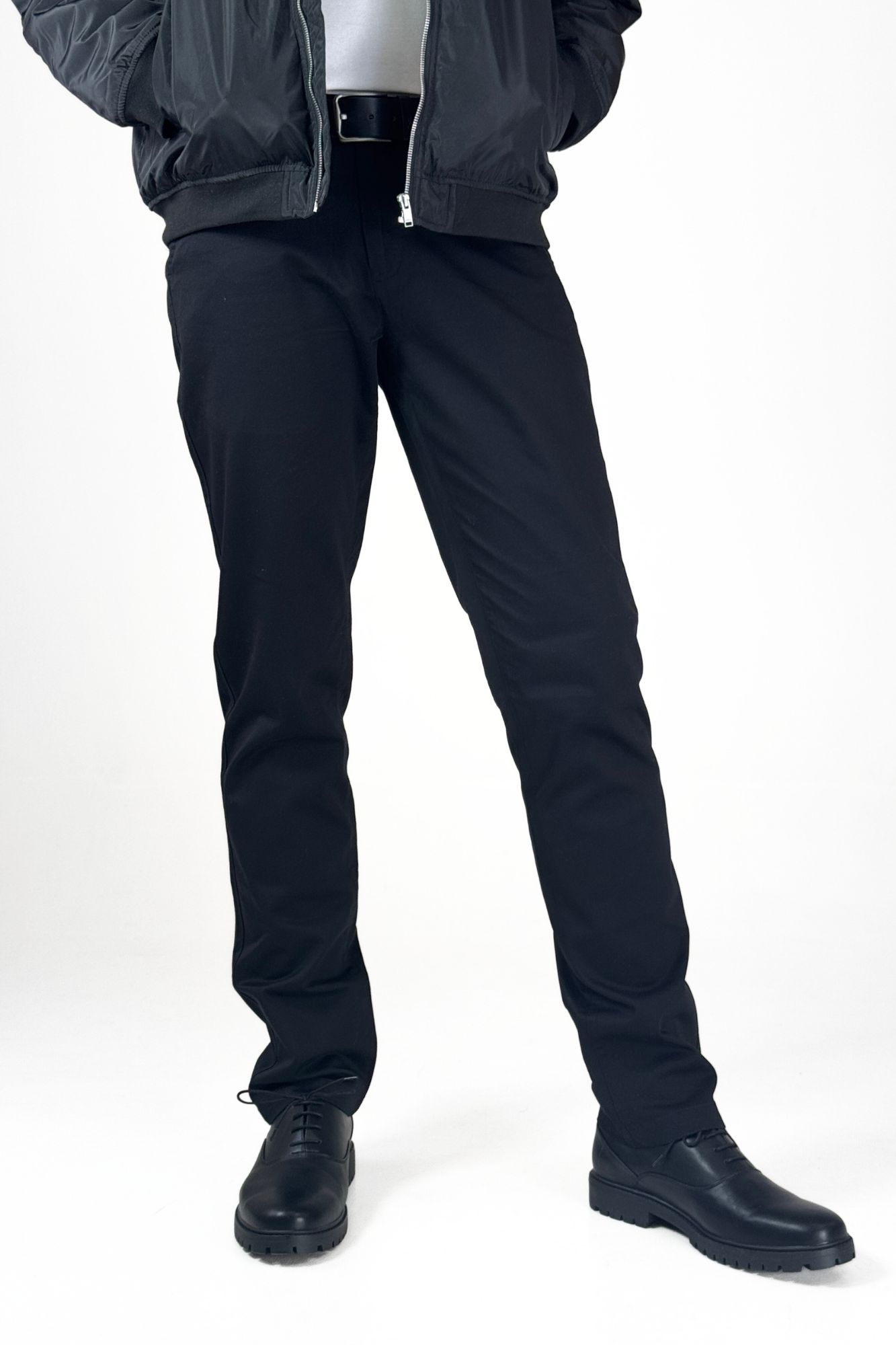 Regular fit chinos jsou tady!