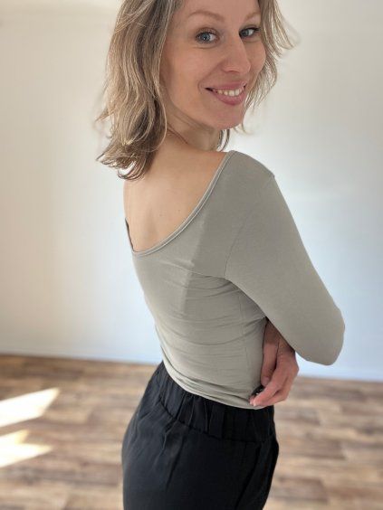 Vykrojené tričko Linda světle šedé