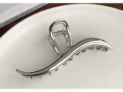 Stříbrná spona vlna