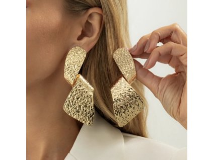 Asimetrické náušnice