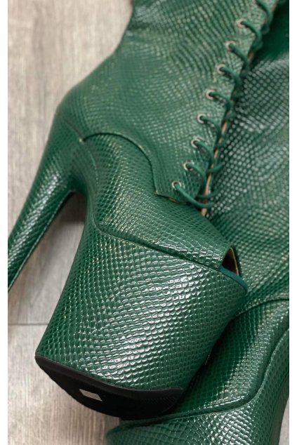 HIGH BOOTS GREEN SNAKE OPEN TOES 8″ HEEL 5