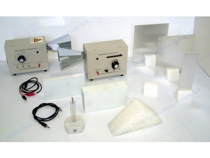 Mikrohullámú adó-vevő, 11 GHz