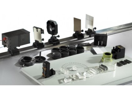 Optikai pad fényforrással, alumínium kofferben