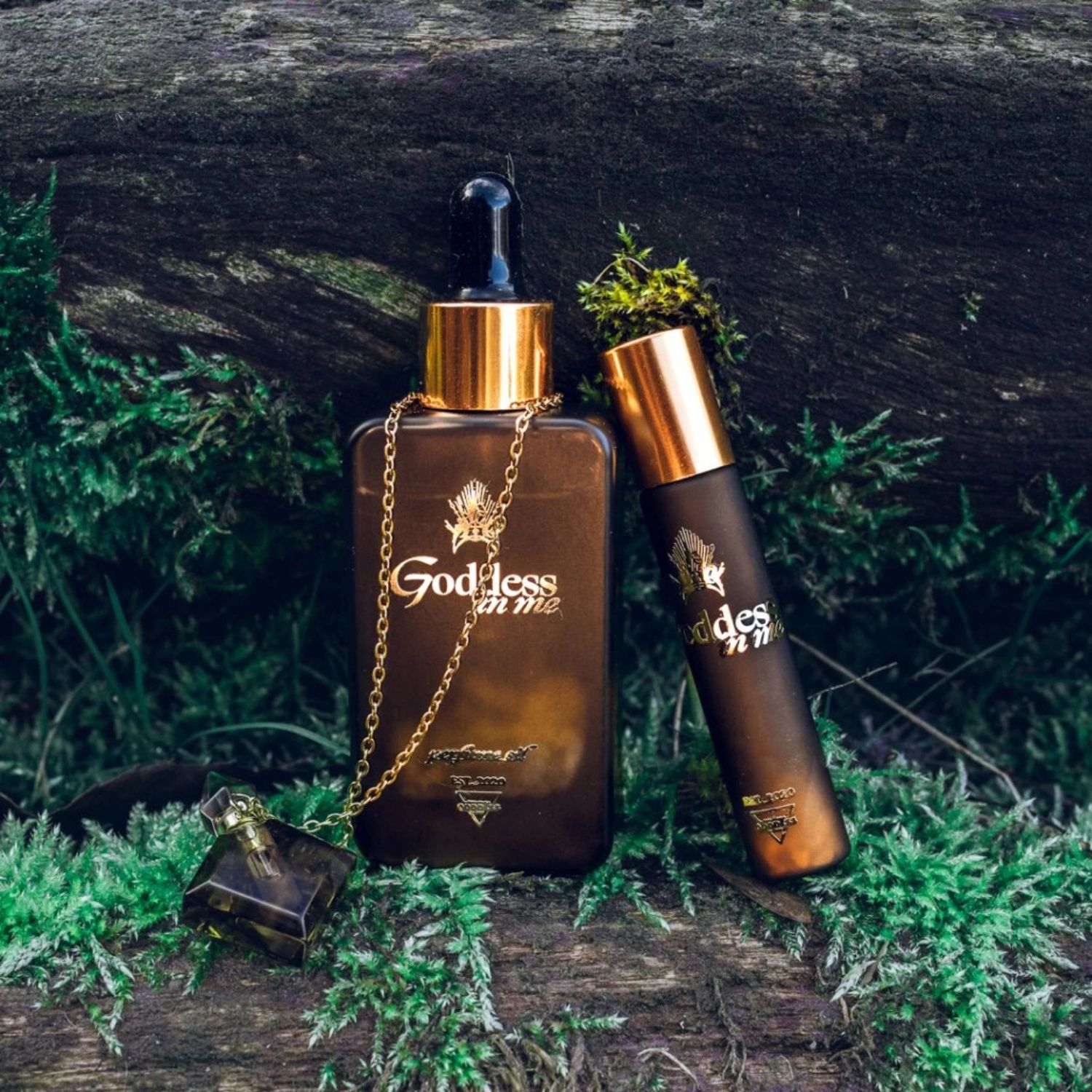 Tantraela slaví 7. výročí – a přivádí zpět esenci Goddess in Me